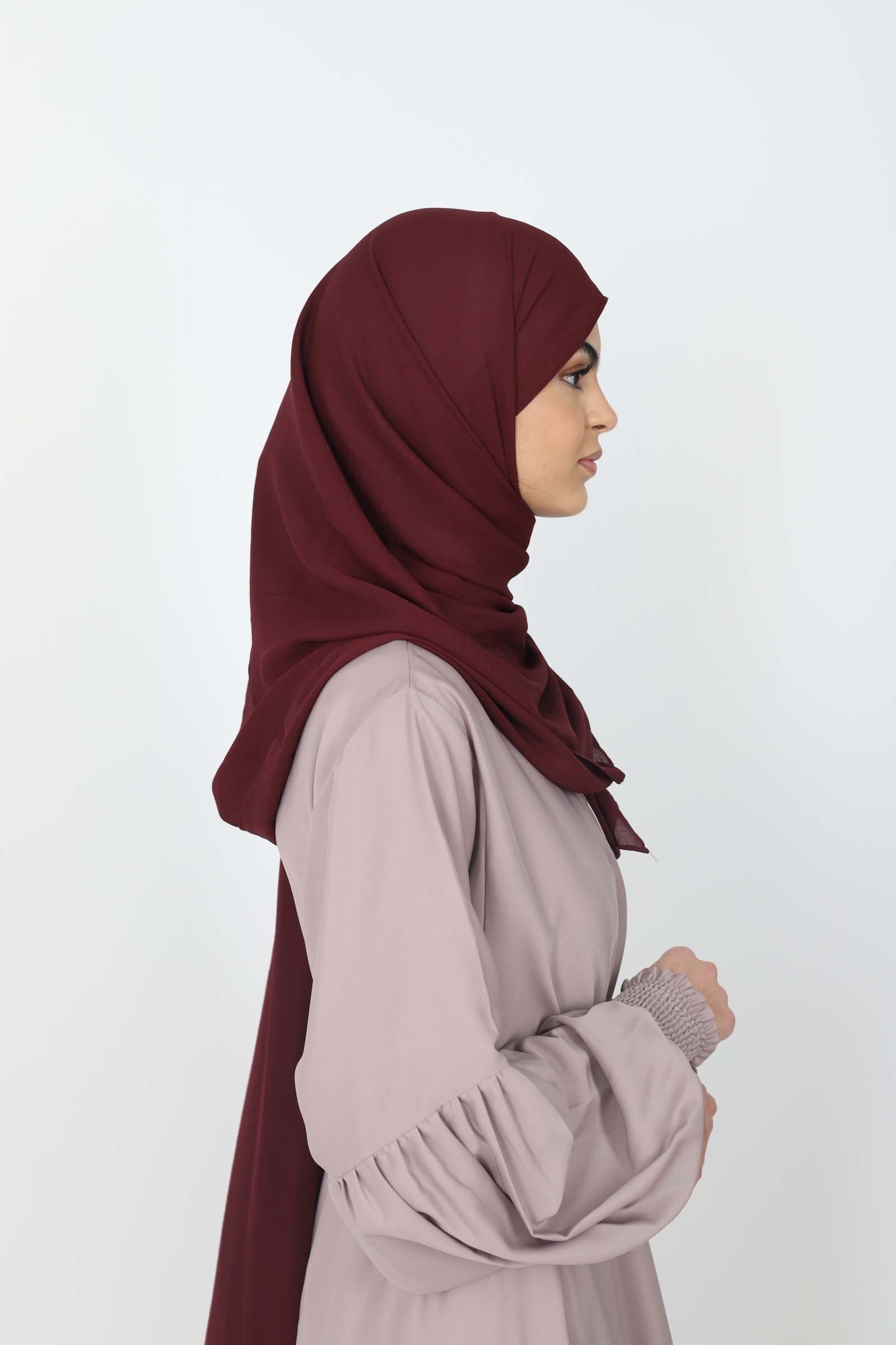 Cheap Muslim woman hijab in jazz fabric for everyday life