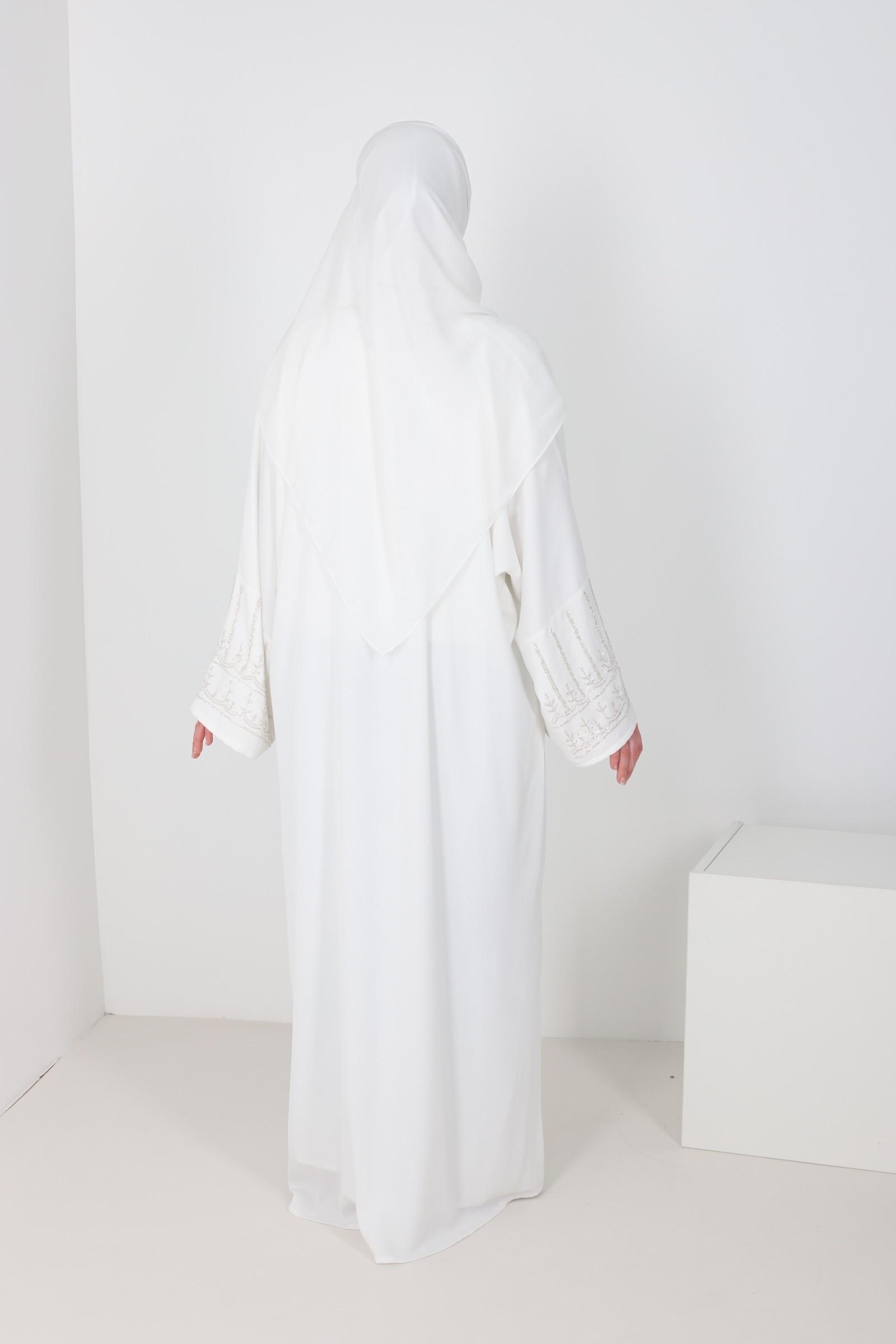Abaya dubai haut de gamme tissu nidah femme musulmane