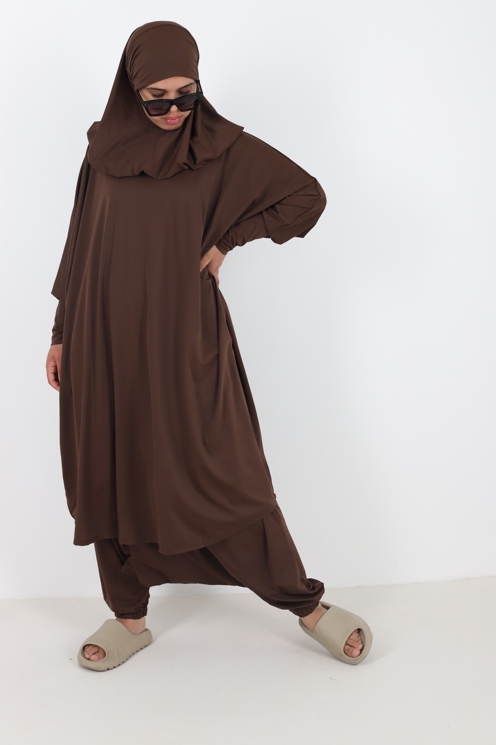 Brown Muslim woman's bathing jilbab Burkini Islamic jilbeb