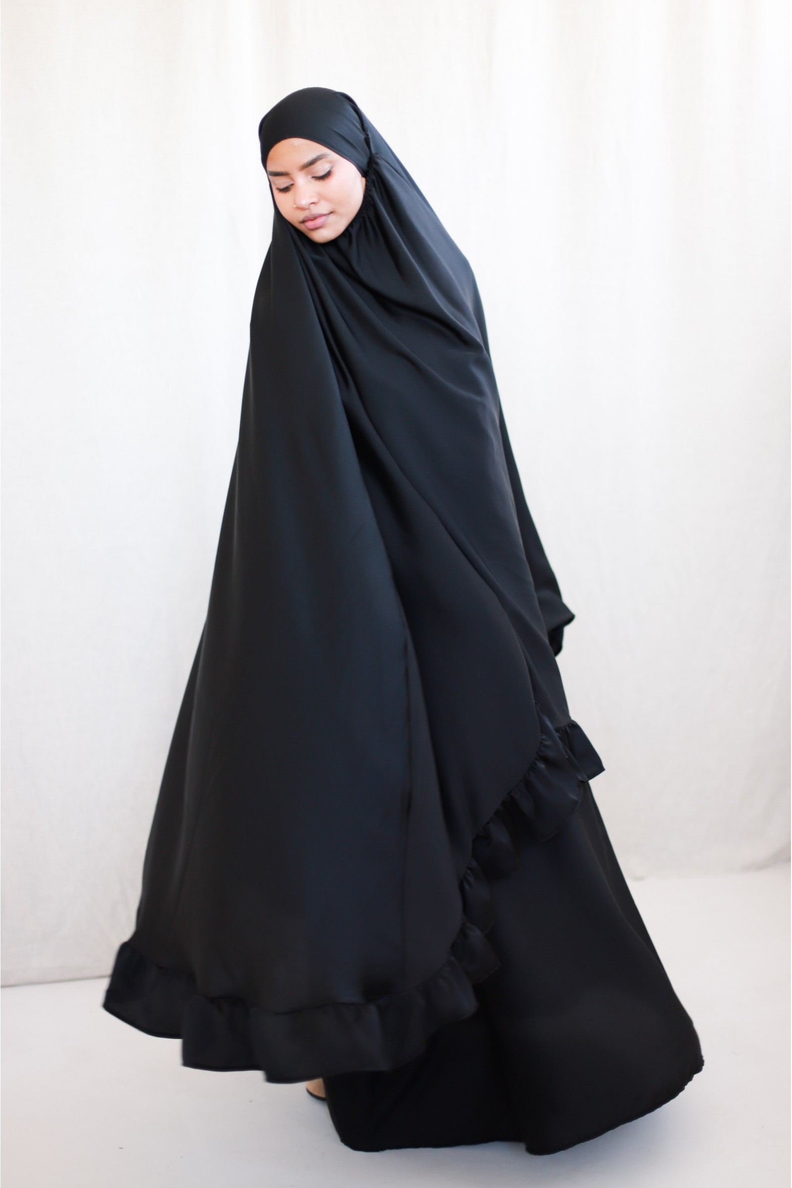 robe de priere avec khimar en satin idéal omra et hajj ramadan 2024