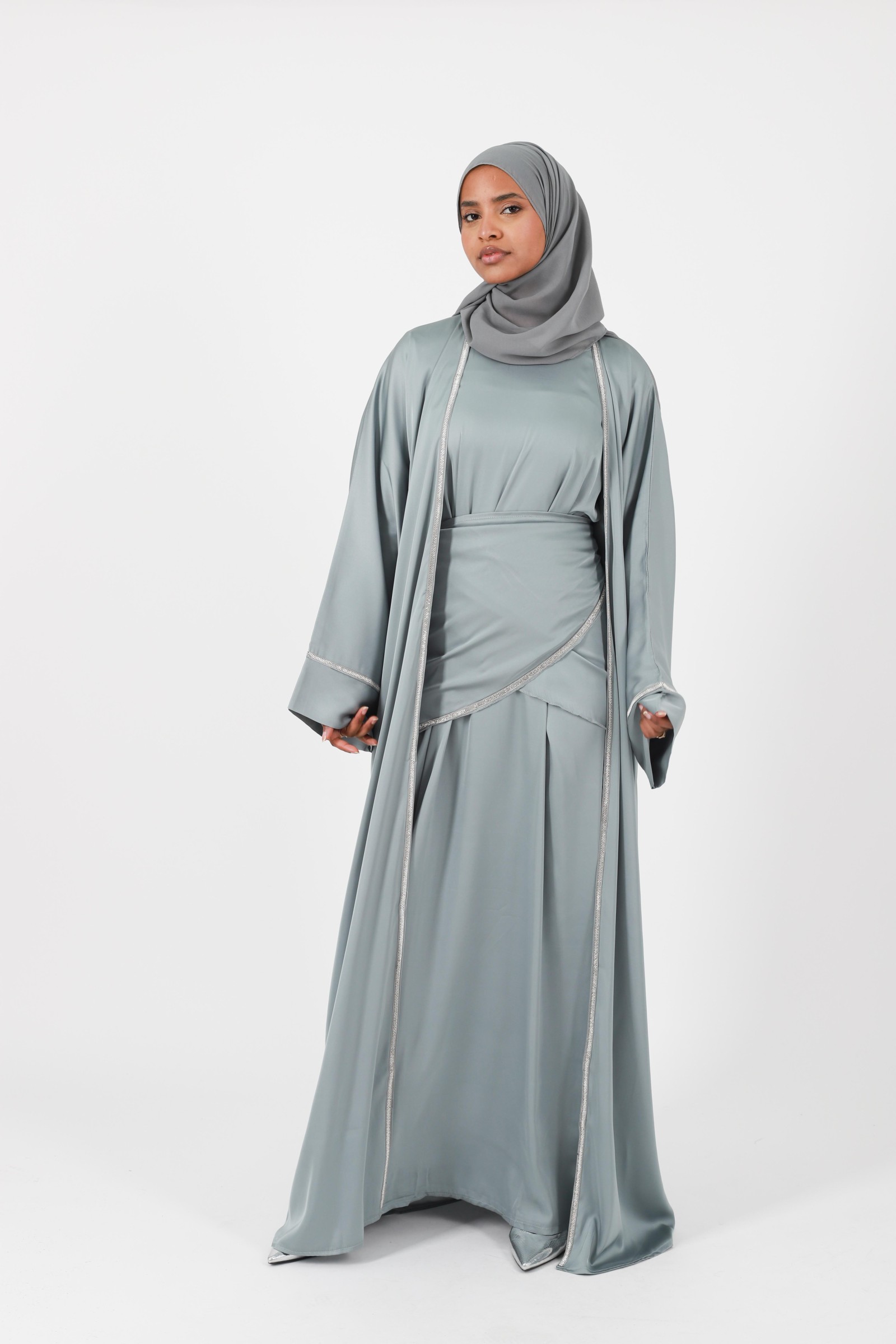 3-piece Abaya dubai set for modest and elegant women